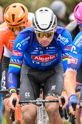 Omloop Het Nieuwsblad 2026 Cycling Race NINOVE, BELGIUM - FEBRUARY 28 : Van Der Poel Mathieu (NED) of Alpecin-Premier Tech in action during the 81th edition of Omloop Het Nieuwsblad an UCI World Tour 1.UWT one day cycling road race for Men Elite of km with start in Ghent and finish in Ninove on February 28, 2026 in Ninove, Belgium, 28 02 2026 ( Motordriver Kenny Verfaillie - Ninove Belgium  Copyright: xNicoxVereeckenx
