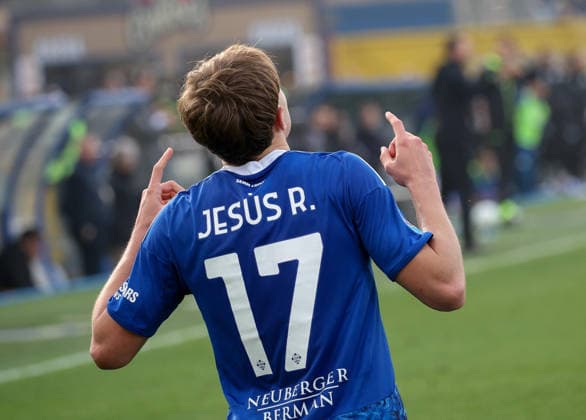 February 28, 2026, Como: Como 1907 s forward Jesus Rodriguez Carballo jubilates after scoring goal during the Italian Serie A soccer match between Como 1907 and US Lecce at Giuseppe Sinigaglia stadium in Como, Italy, 28 February 2026. ANSA ROBERTO BREGANI Serie A: Como-Lecce  - ZUMAa110 20260228_zaf_a110_118 Copyright: xRobertoxBreganix