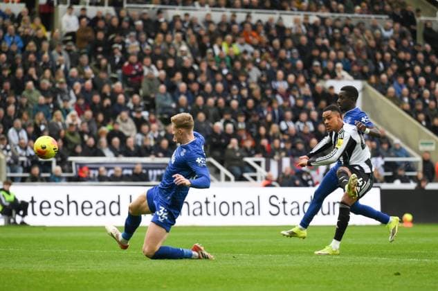 Jacob Ramsey of Newcastle United scores their first goal Newcastle United v Everton, Premier League, Football, St James Park, Newcastle, UK - 28 Feb 2026Newcastle St James Park United Kingdom EDITORIAL USE ONLY No use with unauthorised audio, video, data, fixture lists, club league logos or live services. Online in-match use limited to 120 images, no video emulation. No use in betting, games or single club league player publications. Copyright: xRichardxLee Shutterstockx 16708426ah