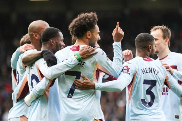 Kevin Schade (7 Brentford) celebrates his goal during the Premier League match between Burnley and Brentford at Turf Moor in Burnley, England on 28th February 2026. Copyright: xSeanxChandlerx xSPPx Sportspressphoto_SPR98555