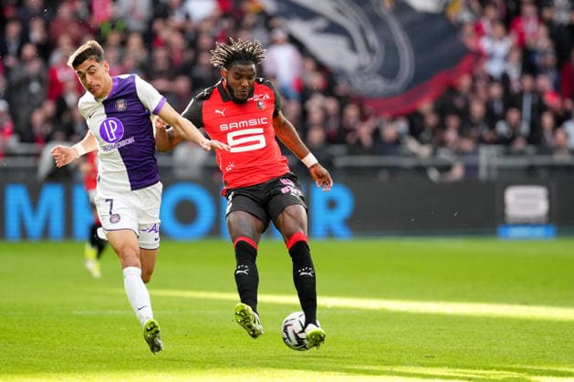 Stade Rennais FC v Toulouse FC - Ligue 1 McDonald s 2025 2026 07 Julian VIGNOLO (tfc) - 03 Lilian BRASSIER (srfc) during the Ligue 1 McDonald s match between Rennes and Toulouse at Roazhon Park on February 28, 2026 in Rennes, France. Rennes France  Copyright: xFEPx 776348309
