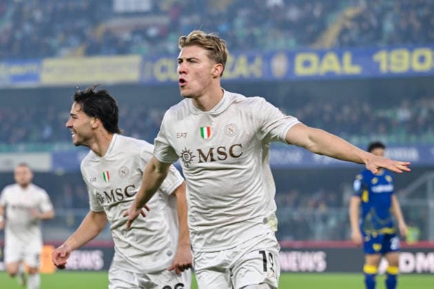 Napoli s Rasmus Hojlund celebrates after scoring a goal during Hellas Verona FC vs SSC Napoli, Italian soccer Serie A match in Verona, Italy, February 28 2026  Copyright: xAlessioxMarini IPAxSportx xipa-agency.netx xx IPA_72158607 IPA_Agency_IPA72158607