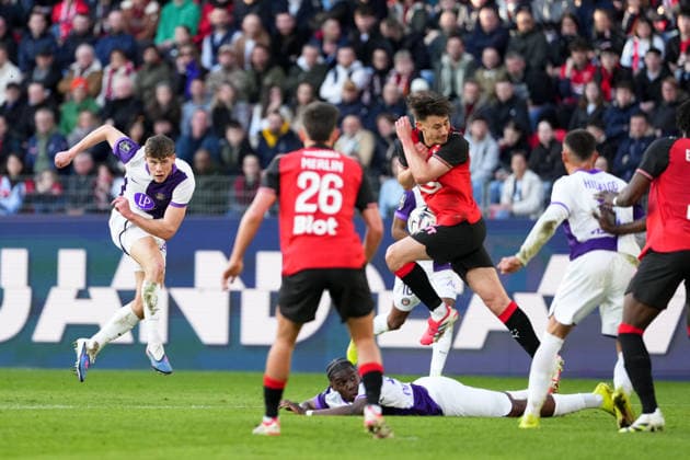 Stade Rennais FC v Toulouse FC - Ligue 1 McDonald s 2025 2026 04 Charlie CRESSWELL (tfc) during the Ligue 1 McDonald s match between Rennes and Toulouse at Roazhon Park on February 28, 2026 in Rennes, France. Rennes France  Copyright: xFEPx 776348309