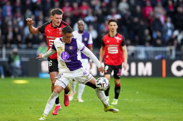 Stade Rennais FC v Toulouse FC - Ligue 1 McDonald s 2025 2026 26 Quentin MERLIN (srfc) - 11 Santiago HIDALGO (tfc) during the Ligue 1 McDonald s match between Rennes and Toulouse at Roazhon Park on February 28, 2026 in Rennes, France. Rennes France  Copyright: xFEPx 776348309