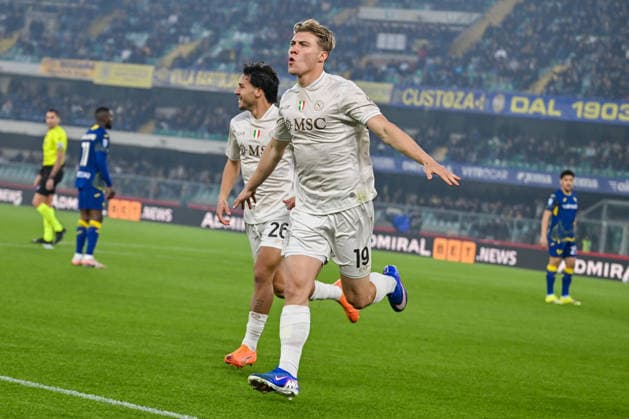 CALCIO - Serie A - Hellas Verona FC vs SSC Napoli Napoli s Rasmus Hojlund celebrates after scoring a goal during Hellas Verona FC vs SSC Napoli, Italian soccer Serie A match in Verona, Italy, February 28 2026 Verona Italy  Copyright: xIPAxSport ABACAx