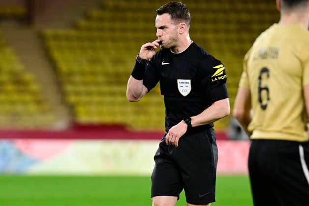 FOOTBALL : AS Monaco VS Angers SCO - Ligue 1 McDonald s - 28 02 2026 Referee Guillaume Paradis during the Ligue 1 McDonald s match between AS Monaco and Angers SCO on February 28, 2026 at the Louis II Stadium in Monaco MonacoMonaco  Copyright: xWilliamxCannarellax