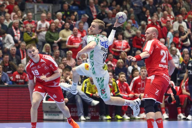 28.02.2026, xtgx, Handball, Daikin HBL, MT Melsungen - SC Magdeburg v.l. Gisli Thorgeir Kristjansson (Magdeburg, 10) wirft Tor, Torschuetze, erzielt Tor, Treffer, scores the goal Kassel