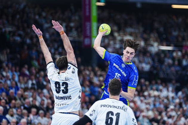 Wurf Tor Miro Schluroff (VfL Gummersbach, 15) GER, THW Kiel vs. VfL Gummersbach, Handball, 1. Bundesliga, Spieltag 23, Saison 2025 2026, 28.02.2026 GER, THW Kiel vs. VfL Gummersbach, Handball, 1. Bundesliga, Spieltag 23, Saison 2025 2026, 28.02.2026 Kiel Copyright: xEibner-Pressefoto MarcelxvonxFehrnx EP_MFN