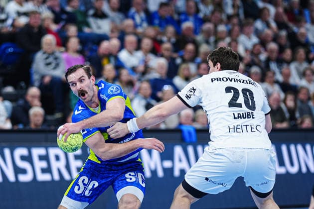 Teitur Oern Einarsson (VfL Gummersbach, 14), Lucas Laube (THW Kiel, 20) GER, THW Kiel vs. VfL Gummersbach, Handball, 1. Bundesliga, Spieltag 23, Saison 2025 2026, 28.02.2026 GER, THW Kiel vs. VfL Gummersbach, Handball, 1. Bundesliga, Spieltag 23, Saison 2025 2026, 28.02.2026 Kiel Copyright: xEibner-Pressefoto MarcelxvonxFehrnx EP_MFN