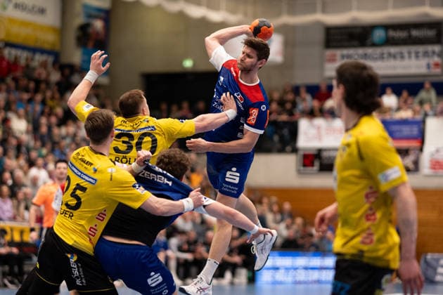 Georg Poehle, (HBW Balingen Weilstetten, 94), beim Wurf HBW Balingen Weilstetten vs. HSC 2000 Coburg, Handball, 2. Bundesliga, 22. Spieltag, Saison 2025 2026, 28.02.2026 Eibner-Pressefoto Andreas Ulmer HBW Balingen Weilstetten vs. HSC 2000 Coburg, Handball, 2. Bundesliga, 22. Spieltag, Saison 2025 2026, 28.02.2026 Balingen Copyright: xEibner-Pressefoto AndreasxUlmerx EP_AUR
