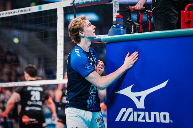 DVV-Pokal VfB Friedrichshafen - SVG Lüneburg 28.02.2026 Parker James Van Buren (14, VfB Friedrichshafen) schlägt gegen den Schiristand; Volleyball, Zoi DVV-Pokalfinale: VfB Friedrichshafen vs. SVG Lüneburg am 28.02.2026 in der SAP-Arena, Mannheim Copyright: xBEAUTIFULxSPORTS Tonhäuserx
