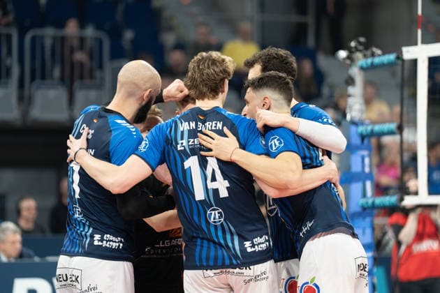 28.02.2026, xhfmx, Volleyball DVV Pokalfinale 2026 Herren, VfB Friedrichshafen - SVG Lüneburg Ludwigsburg jubelt gegen Lüneburg (DFL DFB REGULATIONS PROHIBIT ANY USE OF PHOTOGRAPHS as IMAGE SEQUENCES and or QUASI-VIDEO) Mannheim