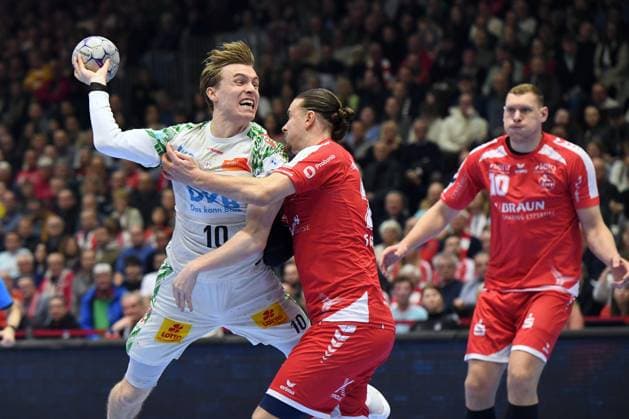 Gisli Thorgeir Kristjansson (SC Magdeburg 10) beim Wurf; Olle Forsell Schefvert (MT Melsungen 25), Dainis Kristopans (MT Melsungen 10) (R) , GER, MT Melsungen - SC Magdeburg, Handball, 1. Bundesliga, 23. Spieltag, Saison 2025 2026, 28.02.2026, GER, MT Melsungen - SC Magdeburg, Handball, 1. Bundesliga, 23. Spieltag, Saison 2025 2026, 28.02.2026 Kassel Copyright: xEibner-Pressefotox xRolandxSippelx EP_RSL