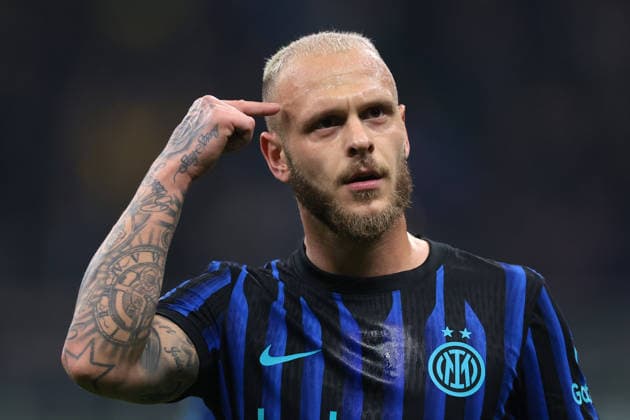 Milan, Italy, 28th February 2026. Federico Dimarco of FC Internazionale celebrates after scoring to give the hosts a 1-0 lead during the Internazionale vs Genoa Serie A match at Giuseppe Meazza, Milan. Picture credit should read: Jonathan Moscrop Sportimage EDITORIAL USE ONLY. No use with unauthorised audio, video, data, fixture lists, club league logos or live services. Online in-match use limited to 120 images, no video emulation. No use in betting, games or single club league player publications. SPI_012_INTER_GENOA_ SPI-4553-0012