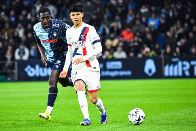 FOOTBALL : AC Le Havre vs Paris SG - Ligue 1 McDonald s - JournÃ e 24 - 28 02 2026 Dro Fernandez (Paris SG) Rassoul Ndiaye (AC Le Havre) Le HavreFrance  Copyright: xBaptistexAutissierx