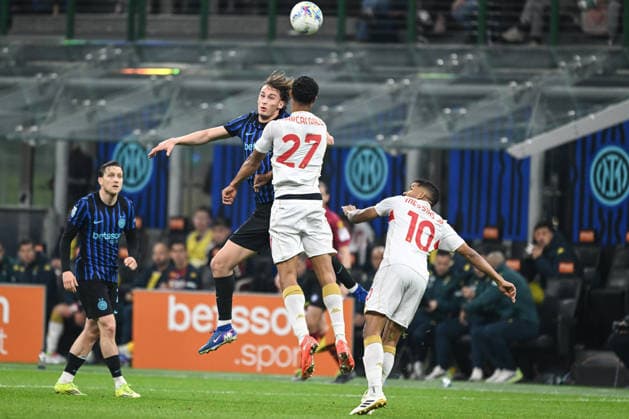 Francesco Pio Esposito of Inter FC in action during the Italian Serie A football match between Inter FC and Genoa Cfc serie A match on February 28th, 2026 at Giuseppe Meazza San Siro Siro stadium in Milan, Italy  Copyright: xTizianoxBallabio IPAxSportx xipa-agency.netx xx IPA_72175394 IPA_Agency_IPA72175394