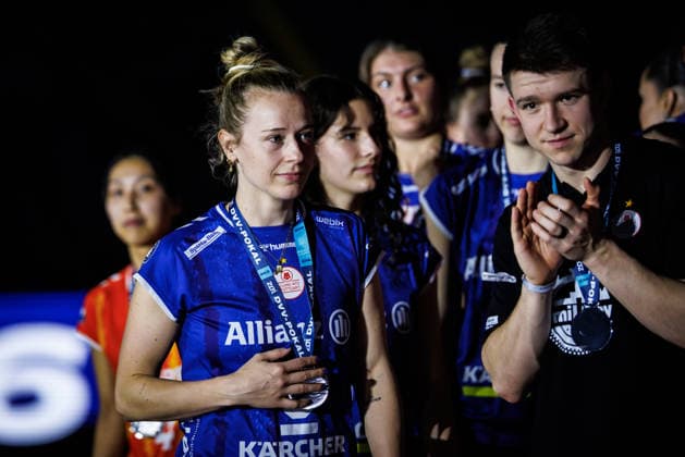 28.02.2026, SAP Arena, Mannheim Volleyball, DVV-Pokal Finale, Siegerehrung Vizepokalsieger - Antonia Stautz ( 6 Stuttgart)