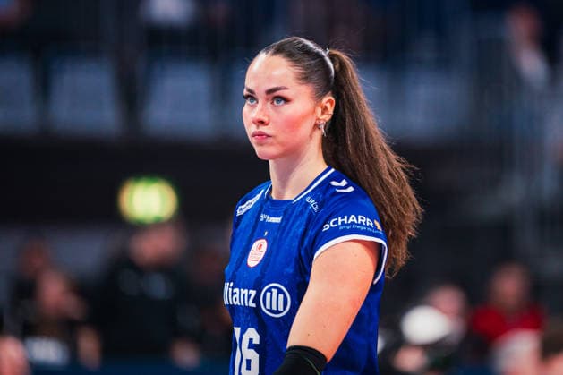 DVV-Pokal VfB Suhl Lotto Thüringen - Allianz MTV Stuttgart 28.02.2026 Mikala Mogensen (16, Allianz MTV Stuttgart) guckt angespannt; Volleyball, Zoi DVV-Pokalfinale: VfB Suhl LOTTO Thüringen vs. Allianz MTV Stuttgart am 28.02.2026 in der SAP-Arena, Mannheim Copyright: xBEAUTIFULxSPORTS Tonhäuserx