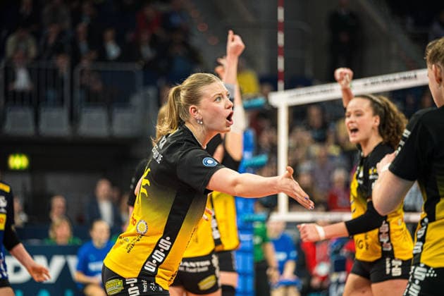 Volleyball I Frauen I Saison 2025-2026 I Zoi DVV-Pokalfinale I VfB Suhl LOTTO Thüringen - Allianz MTV Stuttgart I 28.02.2026 Jubel Freude Svea Naujack (VfB Suhl LOTTO Thüringen, 1) Copyright: xLobeca Björn-OlexKehmx