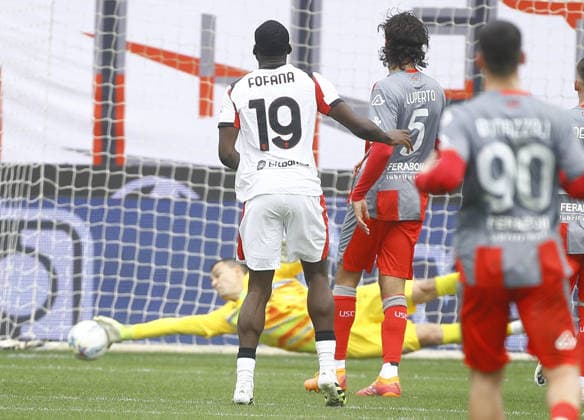 Milan Youssouf Fofana during the Serie A soccer match between Cremonese and Milan at the Giovanni Zini in Cremona, north west Italy - Domenica , 1 Marzo 2026. - Soccer .  Copyright: xAlbertoxMariani LaPressex