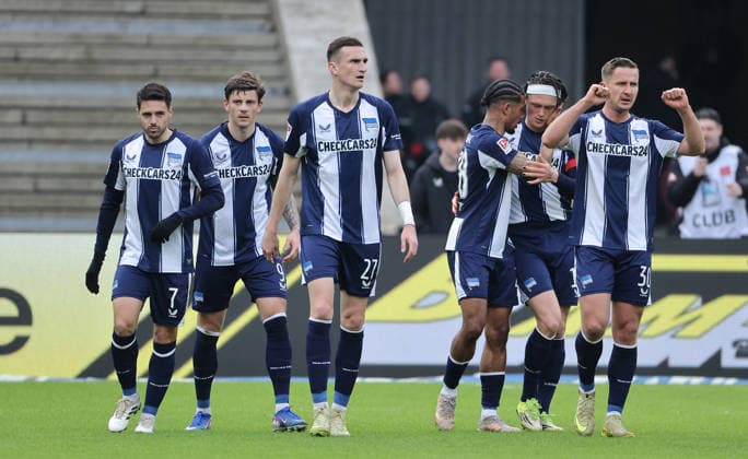 li. Josip Brekalo (7) jubelt nach 1:0 mit Teamkollegen Freude Emotion Jubel Fußball Fussball DFL 2. Bundesliga Herren 24. Spieltag Saison 2025 2026 01.03.2026 Hertha BSC Berlin vs. 1.FC Nürnberg FCN DFL regulations prohibit any use of photographs as image sequences and or quasi-video