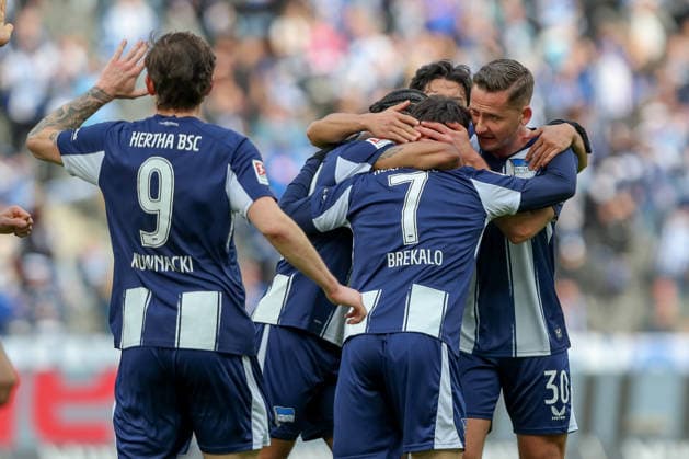 01.03.2026, xtgx, Fussball - 2.Bundesliga Hertha BSC Berlin - 1.FC Nuernberg emspor, v.l. Jubel nach dem 1:0 durch Josip Brekalo (Hertha, 7) (DFL DFB REGULATIONS PROHIBIT ANY USE OF PHOTOGRAPHS as IMAGE SEQUENCES and or QUASI-VIDEO) Berlin
