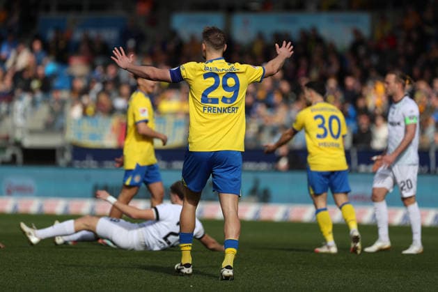 Braunschweig vs. Münster, 2. BL Braunschweig, 01.03.2026, Fußball, Herren, 2. BL, Saison 2025 2026, Eintracht Braunschweig vs. SC Preußen Münster: Lukas Frenkert (Eintracht Braunschweig) (DFL DFB REGULATIONS PROHIBIT ANY USE OF PHOTOGRAPHS as IMAGE SEQUENCES and or QUASI-VIDEO) Stadion an der Hamburger Straße Niedersachsen Deutschland