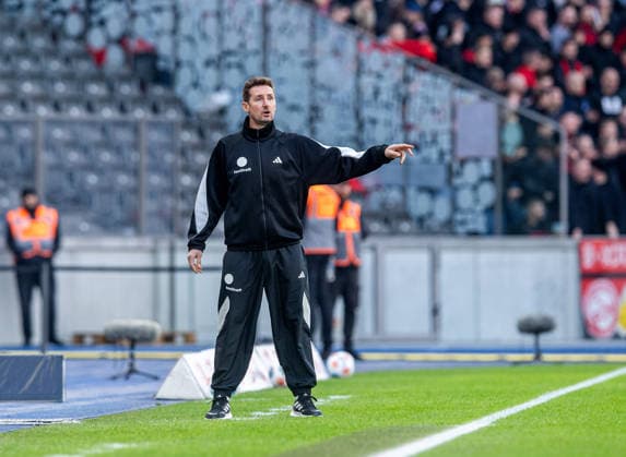 Fussball, Herren, Saison 2025 2026, 2. Bundesliga (24. Spieltag), Hertha BSC - 1. FC Nürnberg, Trainer Miroslav Klose (Nürnberg), 01.03. 2026,