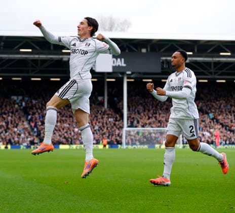 Fulham v Tottenham Hotspur, London, UK -01 Mar 2026 Goal celebrations for Harry Wilson of Fulham fc during the Premier League match between Fulham and Tottenham Hotspur at Craven Cottage, London on 01 March 2026 ( London Craven Cottage London England Copyright: xTomxCusden PPAUKx PPA-252177