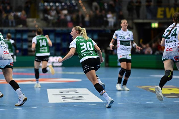 Handball I Frauen I Saison 2025-2026 I 1. HBF I 19. Spieltag I VfL Oldenburg - FRISCH AUF Göppingen I 01.03.2026 Jubel, Begeisterung, Enthusiasmus, Euphorie, Freude, Glücksgefühl, Heiterkeit bei: Jenny Behrend (30, VfL Oldenburg) Oldenburg EWE Arena Niedersachsen Deutschland Copyright: xLobeca FelixxSchlikisx