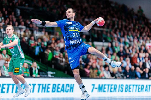 Kai Haefner (TVB Stuttgart, 34) beim Siebenmeter 7 Meter Wurf GER, GWD Minden vs. TVB Stuttgart, Handball, 1. Bundesliga, 23. Spieltag, Spielzeit 2025 2026, 01.03.2026 GER, GWD Minden vs. TVB Stuttgart, Handball, 1. Bundesliga, 23. Spieltag, Spielzeit 2025 2026, 01.03.2026 Minden Copyright: xEibner-Pressefoto JanxRollingerx EP_JSK
