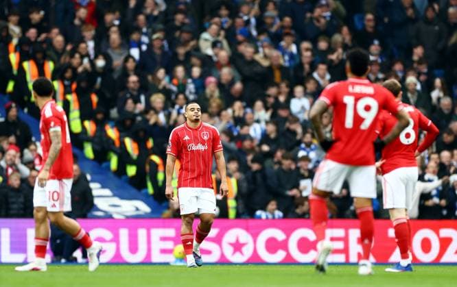 Murillo of Nottingham Forest and team mates look dejected after conceding a goal. Brighton and Hove Albion v Nottingham Forest, Premier League, Football, American Express Community Stadium, Brighton, UK - 01 Mar 2026Brighton American Express Community Stadi United Kingdom EDITORIAL USE ONLY No use with unauthorised audio, video, data, fixture lists, club league logos or live services. Online in-match use limited to 120 images, no video emulation. No use in betting, games or single club league player publications.  Copyright: xJamesxMarsh Shutterstockx 16708839af