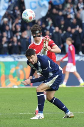 DEU, DFL, 2. FBL, Hertha BSC vs. 1.FC Nuernberg, 01.03.2026, Berliner Olympiastadion, Berlin, DEU, DFL, 2. FBL, Hertha BSC vs. 1.FC Nuernberg, im Bild Dawid Kownacki (Hertha BSC Berlin 9), Gruber, Fabio (1.FC Nuernberg 4) DFL - regulations prohibit any use of Photographs as image sequences and or quasi-video