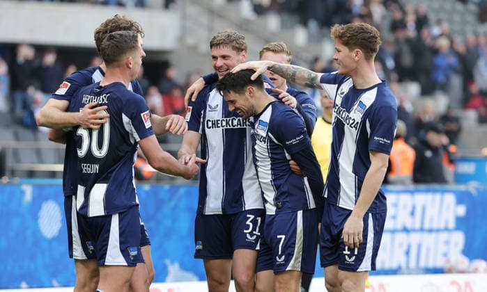 Josip Brekalo jubelt nach 2:1 mit Teamkollegen Freude Emotion Jubel Fußball Fussball DFL 2. Bundesliga Herren 24. Spieltag Saison 2025 2026 01.03.2026 Hertha BSC Berlin vs. 1.FC Nürnberg FCN DFL regulations prohibit any use of photographs as image sequences and or quasi-video