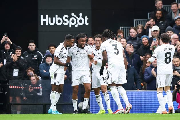 Fulham v Tottenham Hotspur, Premier League GOAL 2-0 Alex Iwobi of Fulham scores and celebrates during the Fulham v Tottenham Hotspur Premier League match at Craven Cottage, London, England on 1 March 2026 Credit: Ian Stephen Every Second Media Editorial use only. All images are copyright Every Second Media Limited. No images may be reproduced without prior permission. All rights reserved. Premier League and Football League images are subject to licensing agreements with Football DataCo Limited. see https: www.football-dataco.com Copyright: xIMAGO EveryxSecondxMediax ESM-1828-0020 IanxStephenx xEveryxSecondxMediax