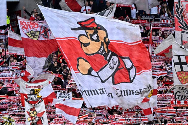 Fanblock, Fans, Fankurve, Flaggen, Fahnen, Stimmung, stimmungsvoll VfB Stuttgart Commando Cannstatt VfB Stuttgart vs VfL Wolfsburg WOB 01.03.2026 DFL REGULATIONS PROHIBIT ANY USE OF PHOTOGRAPHS AS IMAGE SEQUENCES AND OR QUASI-VIDEO VfB Stuttgart vs VfL Wolfsburg WOB