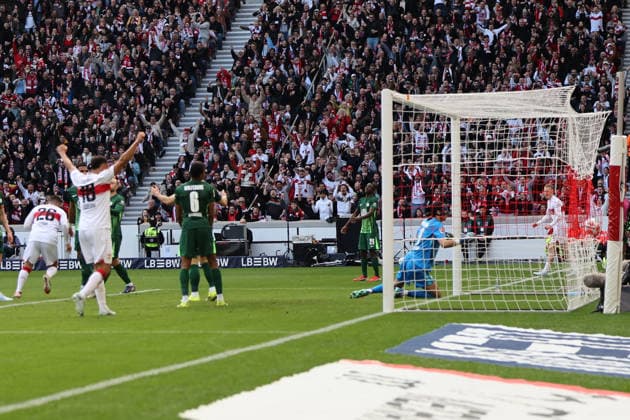 1:0 Tor fuer VfB Stuttgart durch Deniz Undav (VfB Stuttgart, 26) , Deutschland, Fussball, 1. Bundesliga, 24.Spieltag, 2025 2026, VfB Stuttgart vs. VfL Wolfsburg, 01.03.2026, Stuttgart MHP Arena Deutschland