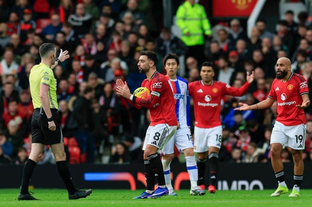 Manchester United, ManU v Crystal Palace, Premier League Bruno Fernandes (8) of Manchester United appeals to referee Chris Kavanagh during the Premier League match between Manchester United and Crystal Palace at Old Trafford, Manchester, UK on 1 March 2026. Manchester Old Trafford Greater Manchester UK Editorial use only DataCo restrictions apply See www.football-dataco.com , Copyright: xConorxMolloyx PSI-23823-0050