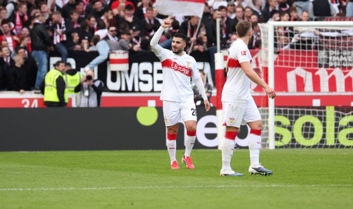 01.03.2026, Deutschland, Stuttgart, Fußball Bundesliga, 20. Spieltag, VfB Stuttgart vs. VfL Wolfsburg, Jubel nach dem 1:0 Tor, Torschütze Deniz Undav (VfB)