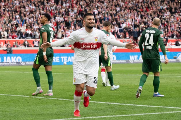 Tor zum. 1:0 durch Deniz Undav (VfB Stuttgart 26), Jubel, Torjubel. Bejubelt sein Tor. GER, VfB Stuttgart vs. VfL Wolfsburg, Fussball, Herren, 1. Bundesliga, 24. Spieltag, Spielzeit 2025 2026, 01.03.2026, DFL DFB REGULATIONS PROHIBIT ANY USE OF PHOTOGRAPHS AS IMAGE SEQUENCES AND OR QUASI-VIDEO, GER, VfB Stuttgart vs. VfL Wolfsburg, Fussball, Herren, 1. Bundesliga, 24. Spieltag, Spielzeit 2025 2026, 01.03.2026 Stuttgart