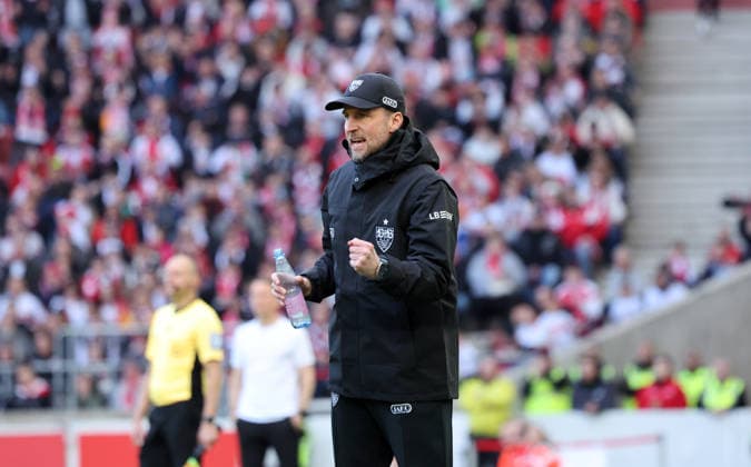 01.03.26 VfB Stuttgart - VfL Wolfsburg Deutschland, Stuttgart, 01.03.2026, Fussball, Bundesliga, Saison 2025 2026, VfB Stuttgart - VfL Wolfsburg: Sebastian Hoeneß (Trainer VfB Stuttgart).
