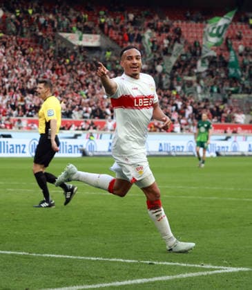 01.03.26 VfB Stuttgart - VfL Wolfsburg Deutschland, Stuttgart, 01.03.2026, Fussball, Bundesliga, Saison 2025 2026, VfB Stuttgart - VfL Wolfsburg: Jamie Leweling (VfB Stuttgart); Jubel Tor 2:0 Leweling.
