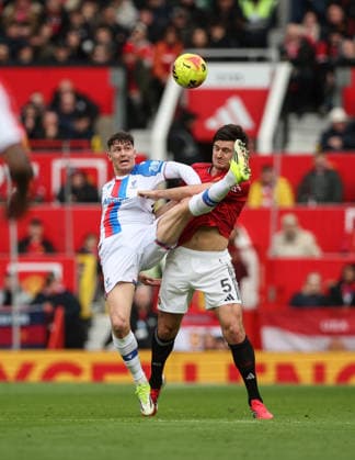 Manchester United, ManU v Crystal Palace, Premier League, Old Trafford, Manchester. Times Photographer Bradley Ormesher. 1.3.2026. Manchester United v Crystal Palace, Premier League, Old Trafford, Manchester. Times Photographer Bradley Ormesher. Jurgen Strand Larsen and Harry Maguire.  Copyright: xBradleyxOrmesherx NINTCHDBPICT001063114115