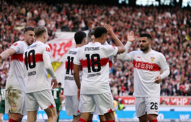 01.03.26 VfB Stuttgart - VfL Wolfsburg Deutschland, Stuttgart, 01.03.2026, Fussball, Bundesliga, Saison 2025 2026, VfB Stuttgart - VfL Wolfsburg: Jamie Leweling (VfB Stuttgart); Jubel Tor 2:0 Leweling.