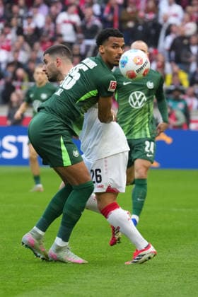 Bundesliga, Spieltag 24, Saison 2025 26, VfB Stuttgart - VfL Wolfsburg Moritz Jenz (VfL Wolfsburg), Deniz Undav (VfB Stuttgart) - VfB Stuttgart - VfL Wolfsburg Bundesliga, Spieltag 24, Saison 2025 26, VfB Stuttgart - VfL Wolfsburg Deutschland, Stuttgart, MHP Arena, 01.03.2026 (DFL DFB REGULATIONS PROHIBIT ANY USE OF PHOTOGRAPHS as IAMGE SEQUENCES and or QUASI-VIDEO).