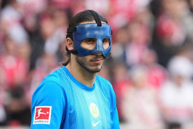 Bundesliga, Spieltag 24, Saison 2025 26, VfB Stuttgart - VfL Wolfsburg Kamil Grabara (VfL Wolfsburg) - VfB Stuttgart - VfL Wolfsburg Bundesliga, Spieltag 24, Saison 2025 26, VfB Stuttgart - VfL Wolfsburg Deutschland, Stuttgart, MHP Arena, 01.03.2026 (DFL DFB REGULATIONS PROHIBIT ANY USE OF PHOTOGRAPHS as IAMGE SEQUENCES and or QUASI-VIDEO).