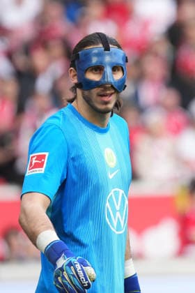 Bundesliga, Spieltag 24, Saison 2025 26, VfB Stuttgart - VfL Wolfsburg Kamil Grabara (VfL Wolfsburg) - VfB Stuttgart - VfL Wolfsburg Bundesliga, Spieltag 24, Saison 2025 26, VfB Stuttgart - VfL Wolfsburg Deutschland, Stuttgart, MHP Arena, 01.03.2026 (DFL DFB REGULATIONS PROHIBIT ANY USE OF PHOTOGRAPHS as IAMGE SEQUENCES and or QUASI-VIDEO).