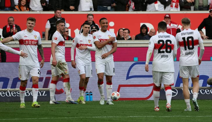 01.03.26 VfB Stuttgart - VfL Wolfsburg Deutschland, Stuttgart, 01.03.2026, Fussball, Bundesliga, Saison 2025 2026, VfB Stuttgart - VfL Wolfsburg: Jamie Leweling (VfB Stuttgart); Jubel Tor 3:0 Leweling.