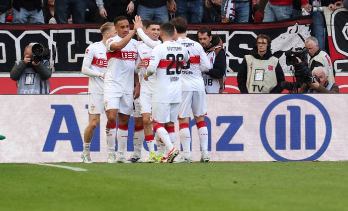 01.03.2026, Deutschland, Stuttgart, Fußball Bundesliga, 20. Spieltag, VfB Stuttgart vs. VfL Wolfsburg, Jubel nach dem 2:0 Tor, Torschütze Jamie Leweling (VfB)