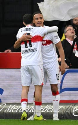 TOR zum 3:0 Jamie Leweling VfB Stuttgart (18) Torjubel Bilal El Khannouss VfB Stuttgart (11) VfB Stuttgart vs VfL Wolfsburg WOB 01.03.2026 DFL REGULATIONS PROHIBIT ANY USE OF PHOTOGRAPHS AS IMAGE SEQUENCES AND OR QUASI-VIDEO VfB Stuttgart vs VfL Wolfsburg WOB